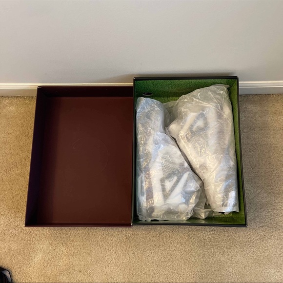 Size 10 - Jordan 4 Paris Saint-Germain Bordeaux - Picture 6 of 8